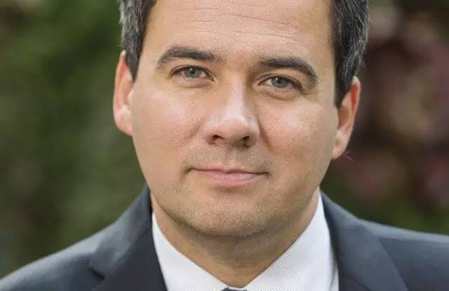 ferragamo品牌图案,ferragamo的新logo