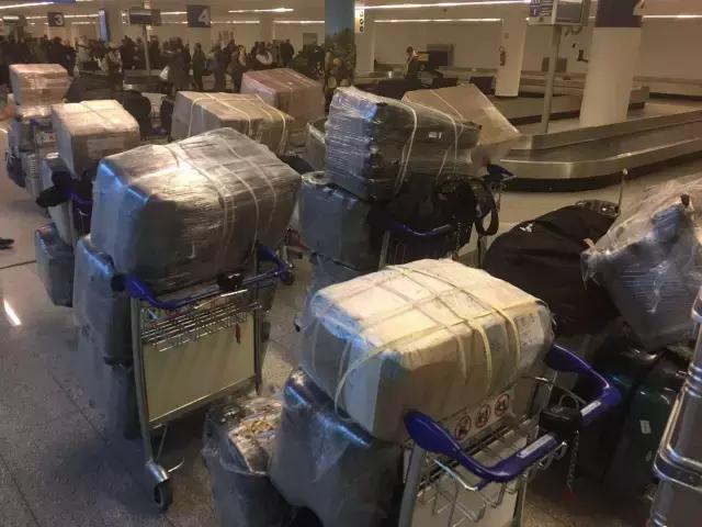 天津权健出征会,舟车劳顿到达圣象天门