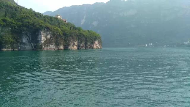 宜昌三峡恩施神农架武当山旅游团,宜昌三峡恩施