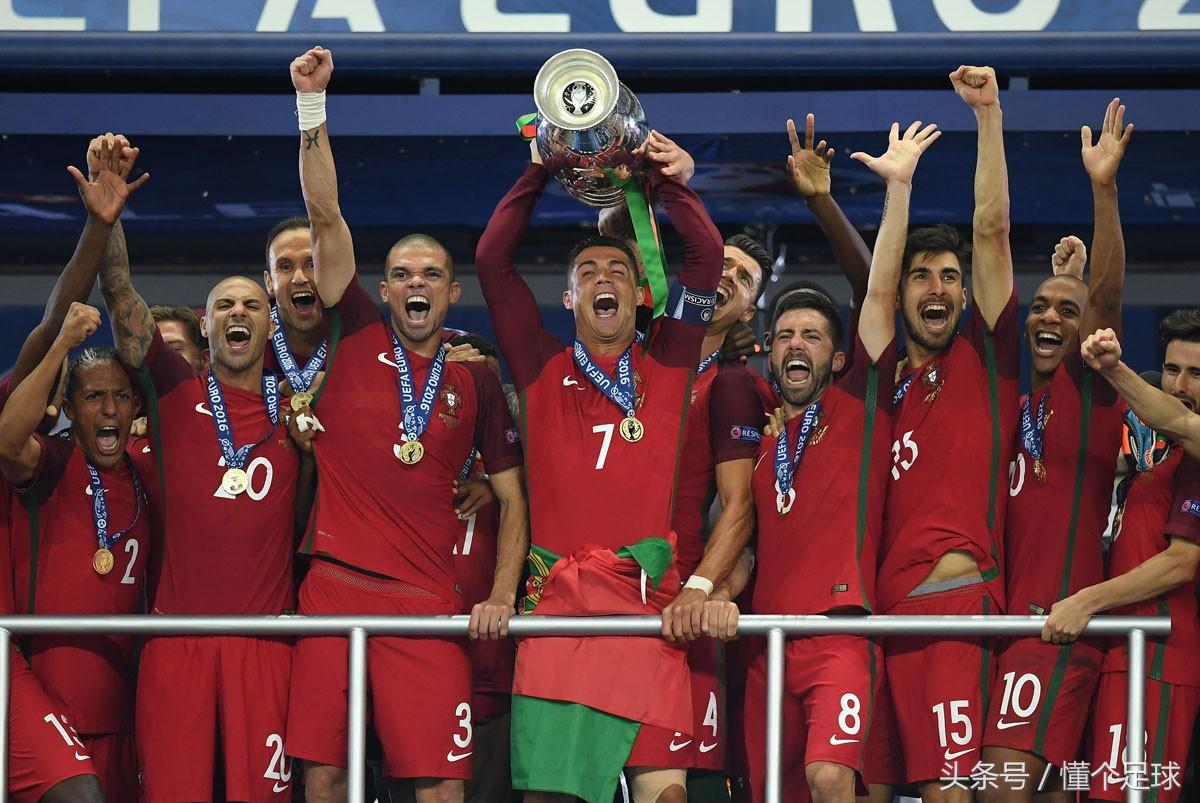 人生的灯塔指路的明灯,人生的灯塔下一句