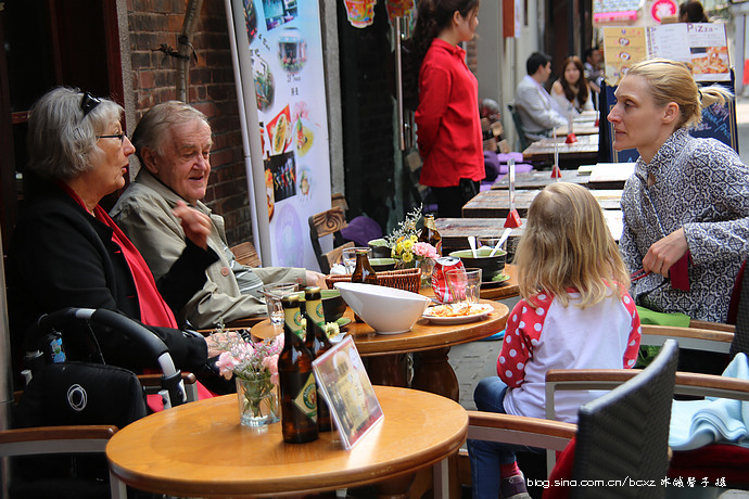 上海田子坊有什么有特色的店,田子坊在上海什么位置