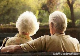 公司章程里的股东死亡怎么办,公司股东死了股权怎么办