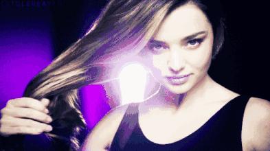 头发干燥打结分叉用哪些精油最好,头发干燥分叉打结推荐什么护发素