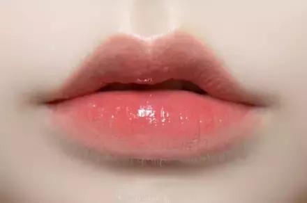 情人节给女朋友送什么口红,情人节给女朋友买口红买什么颜色