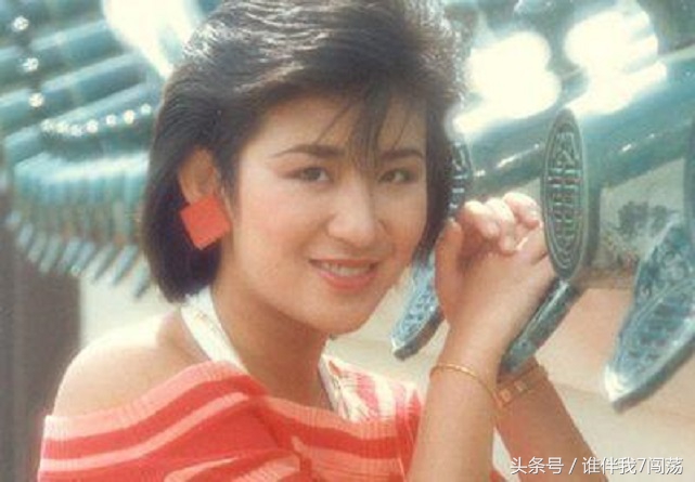 香港无线“九龙女”当初何其芳华绝代，如今梅姑陨落，其他隐退！
