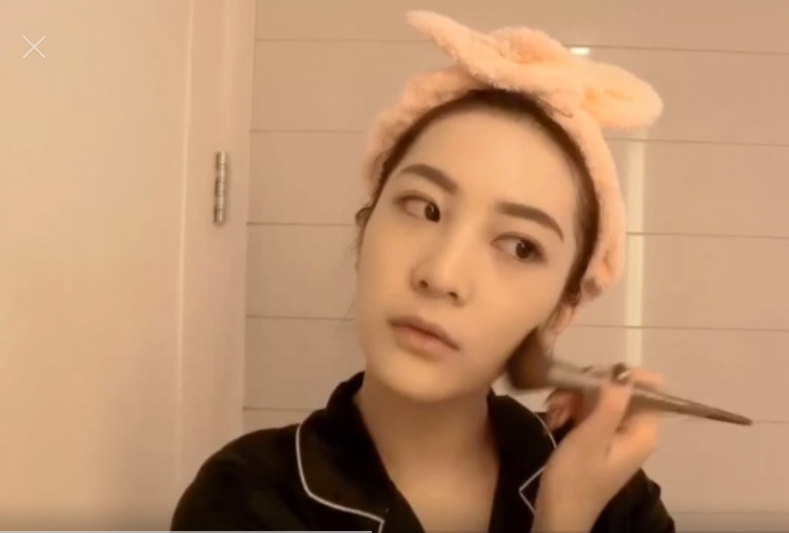 美妆博主学生党推荐妆容,妆容风格颜值变化很大的美妆博主