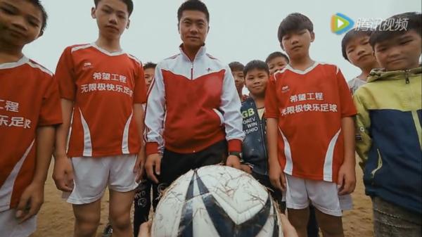 一个足球的闯关游戏规则,一个足球闯关小游戏