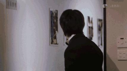 你们这些喜剧艺人，正经演起戏来，也能如此精彩