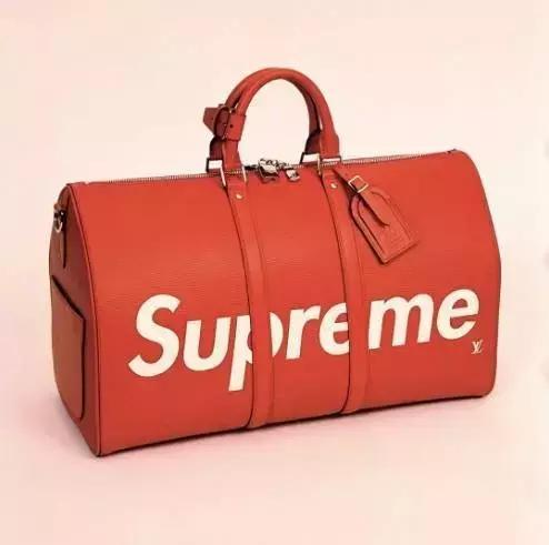 lv x supreme联名红色卫衣 (lv和supreme联名牛仔外套)