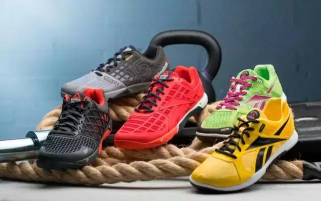 閿愭鏈夋哀鍋ヨ韩,閿愭澶忓鍋ヨ韩