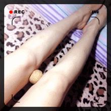 台球美女裁判绝技惊人，能双腿夹碎核桃比下潘晓婷