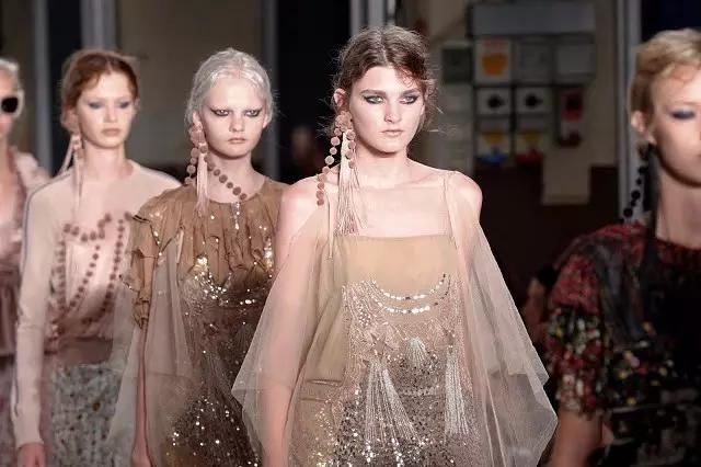 不撞钱的平价包,不撞款包推荐