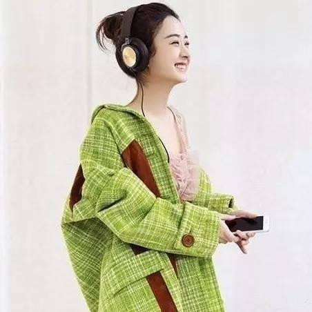 赵丽颖与张天爱谁美,赵丽颖景甜张柏芝同穿一件红裙