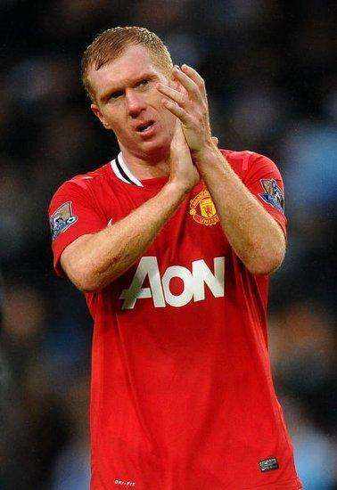 女球迷吹小贝，不看球的吹老马，看球的吹罗尼，踢球的吹他！