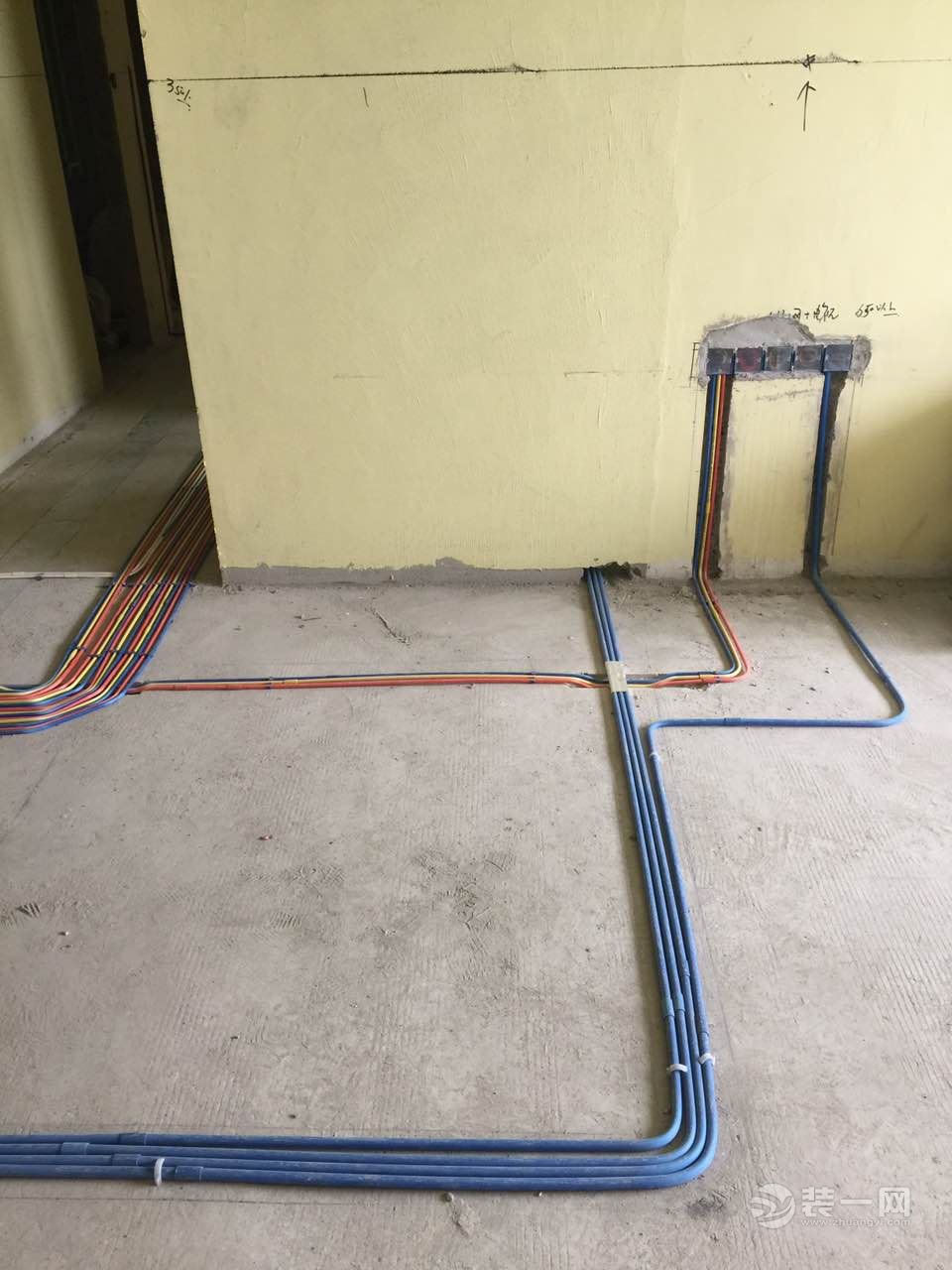 武昌二手房装修施工价格,武昌精装房改造效果图