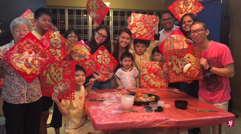 多一张椅子温暖异乡人的心