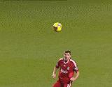 足球骚操作花式颠球,伊布十大变态进球