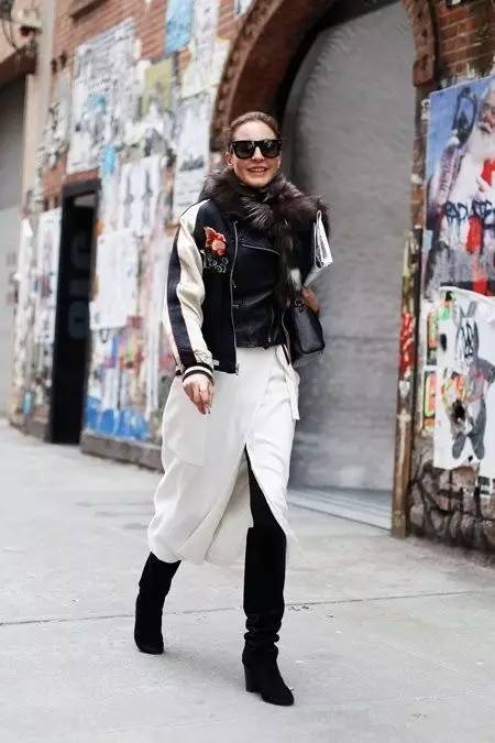 张靓颖瘦成大头,张靓颖造型显胖