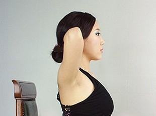 适合办公室减肥的简单动作,办公室减肥简单动作瘦手臂