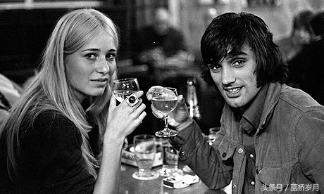 细思极恐！曼联传奇被妻子指控家暴而离婚，死后变成鬼魂来纠缠她