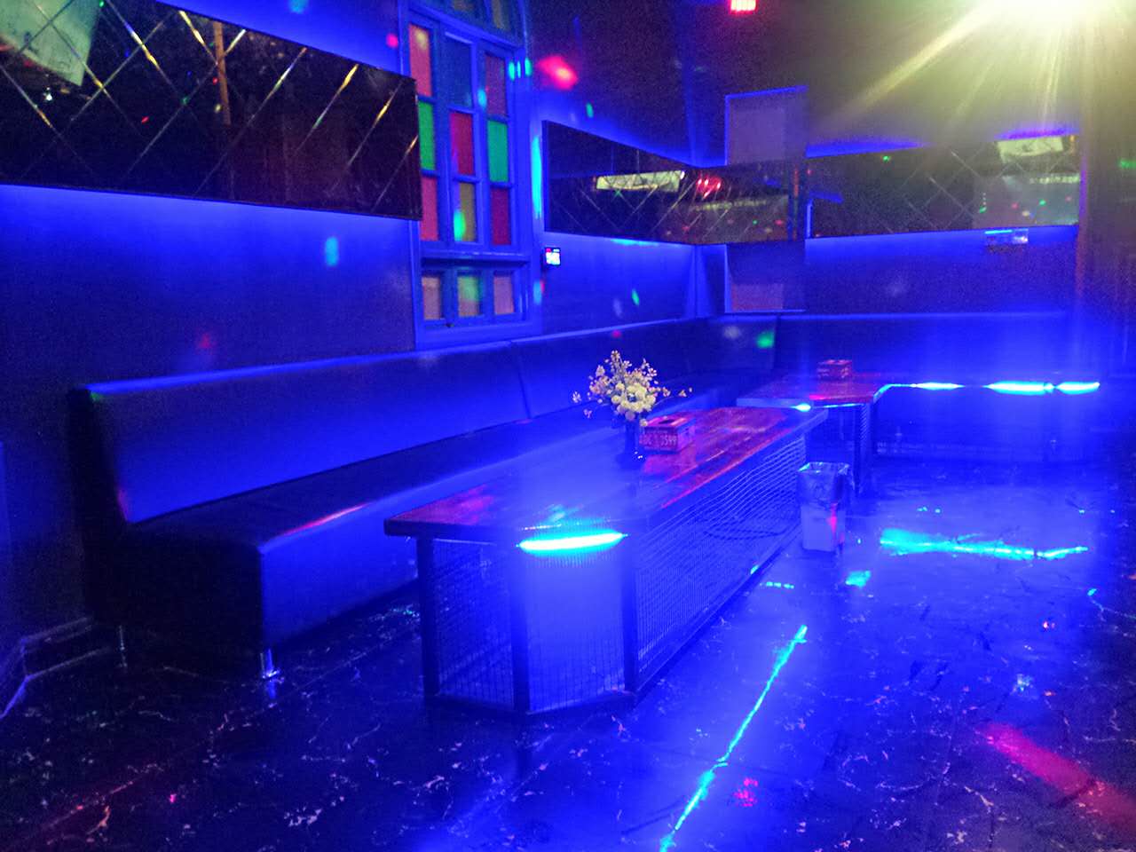 看看南宁人都在怎么玩？一阵别墅聚会的风在慢慢的吹向南宁