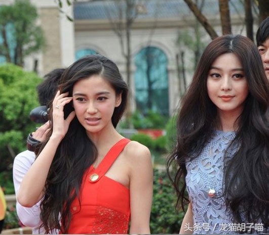 你与女神的距离只差一瓶酒,你与女神的距离只差一套化妆刷