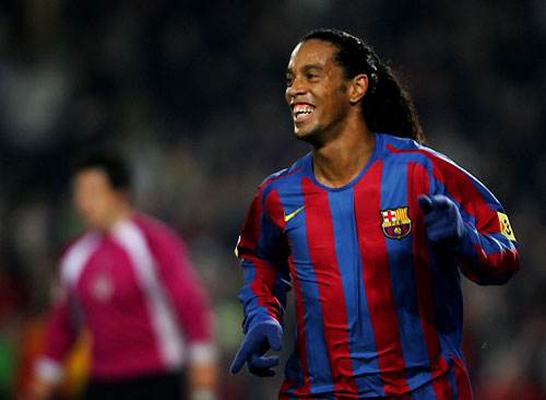 绿茵场上最伟大的五个球衣号码,聊聊足球赛事