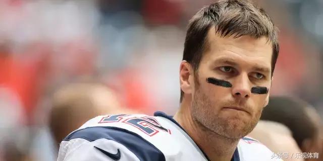 ladygaga中场秀超级碗摔倒,ladygagapaparazzi现场版