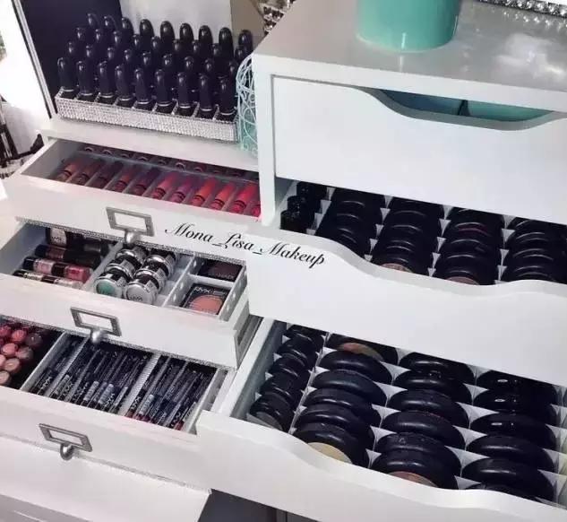 sad！我可能买了一个假化妆台！