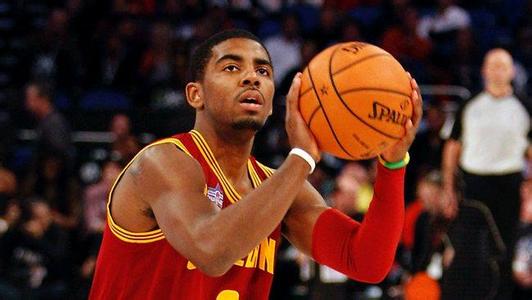 耐克为球星设计的球鞋有哪些,耐克为哪些球星出过鞋子