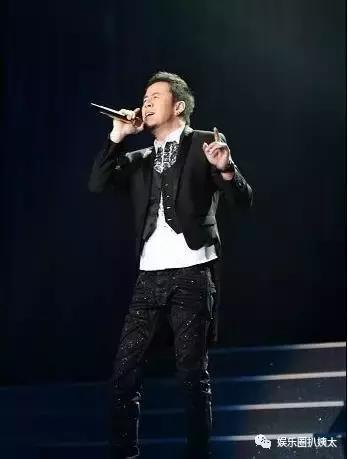 张杰下腰唱歌视频完整版,张杰下腰薛之谦