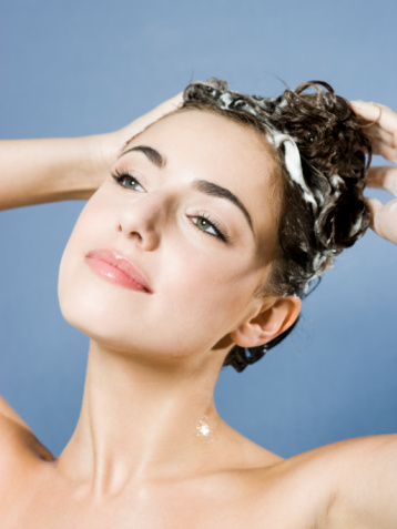 为什么额头突然长黑绒毛,有什么方法去掉额头纹