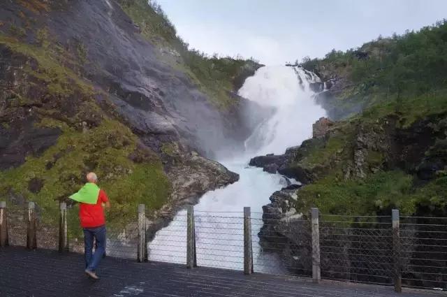 挪威最著名的美景挪威峡湾图片,挪威峡湾中最美的一处