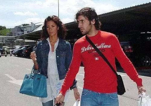 爱情足球比赛视频,足球爱情视频