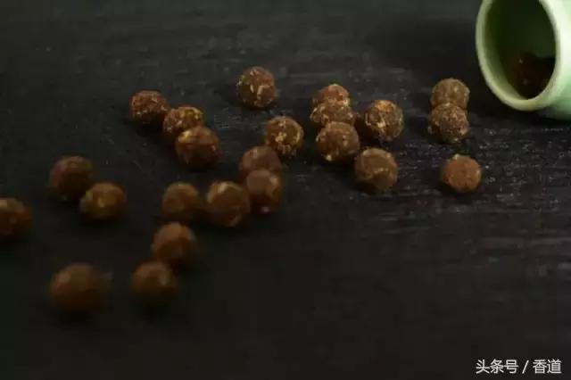 可囊可食，可嗅可观，可插可戴的玫瑰，才是“真玫瑰”