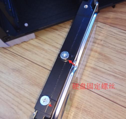 diy组装电脑装机流程,台式电脑主板硬盘安装教程