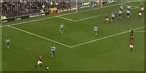 女球迷吹小贝，不看球的吹老马，看球的吹罗尼，踢球的吹他！