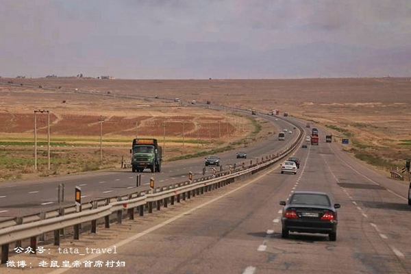 伊朗女人踢足球吗,伊朗女孩踢足球