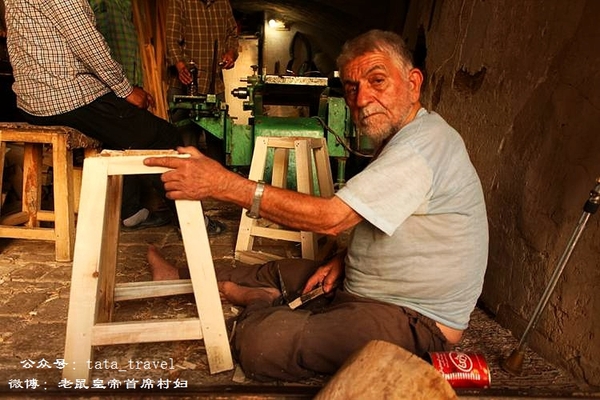 伊朗女人踢足球吗,伊朗女孩踢足球