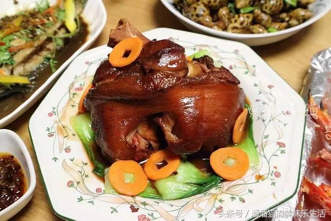 猫家2017年新年联欢晚饭实况报道