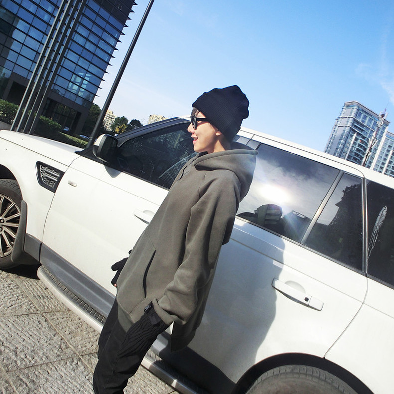 开春必穿的卫衣美翻了,今年卫衣这样穿谁穿都时髦