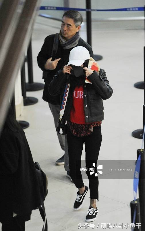 杨幂跟刘恺威回家过大年,杨幂跟刘恺威怎么回家的