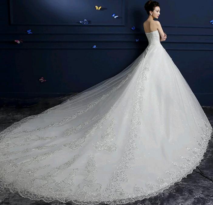 梦见穿婚纱结婚是什么意思,梦见自己穿婚纱结婚什么征兆