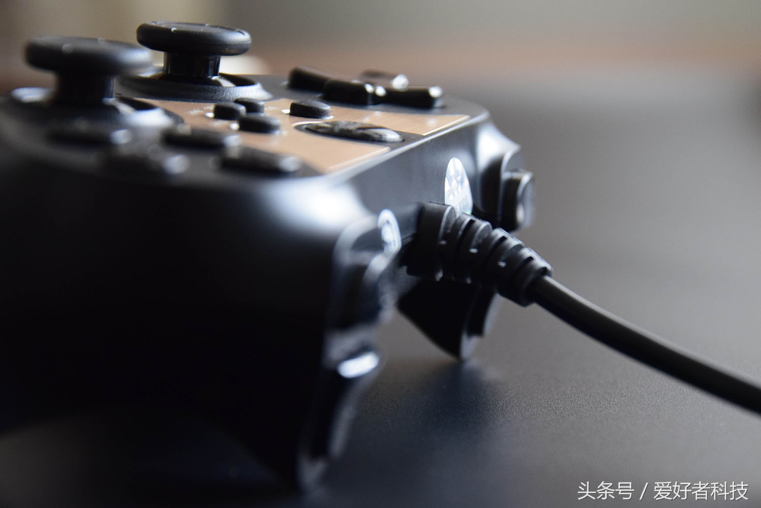 北通斯巴达3游戏手柄评测,游戏手柄推荐北通g3