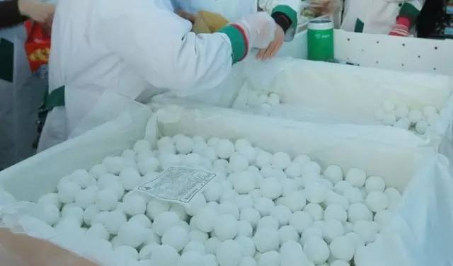 哪里能买到正品元宵,排队买元宵是真是假