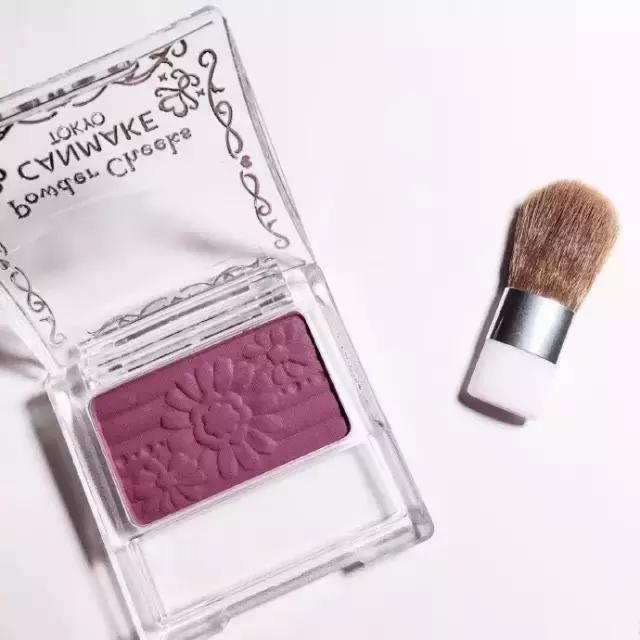 情人节应该化个漂亮的妆,情人节变美