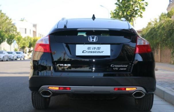 昂科威plus2023丐版款落地价,昂科威2020款1.5t豪华版氛围灯