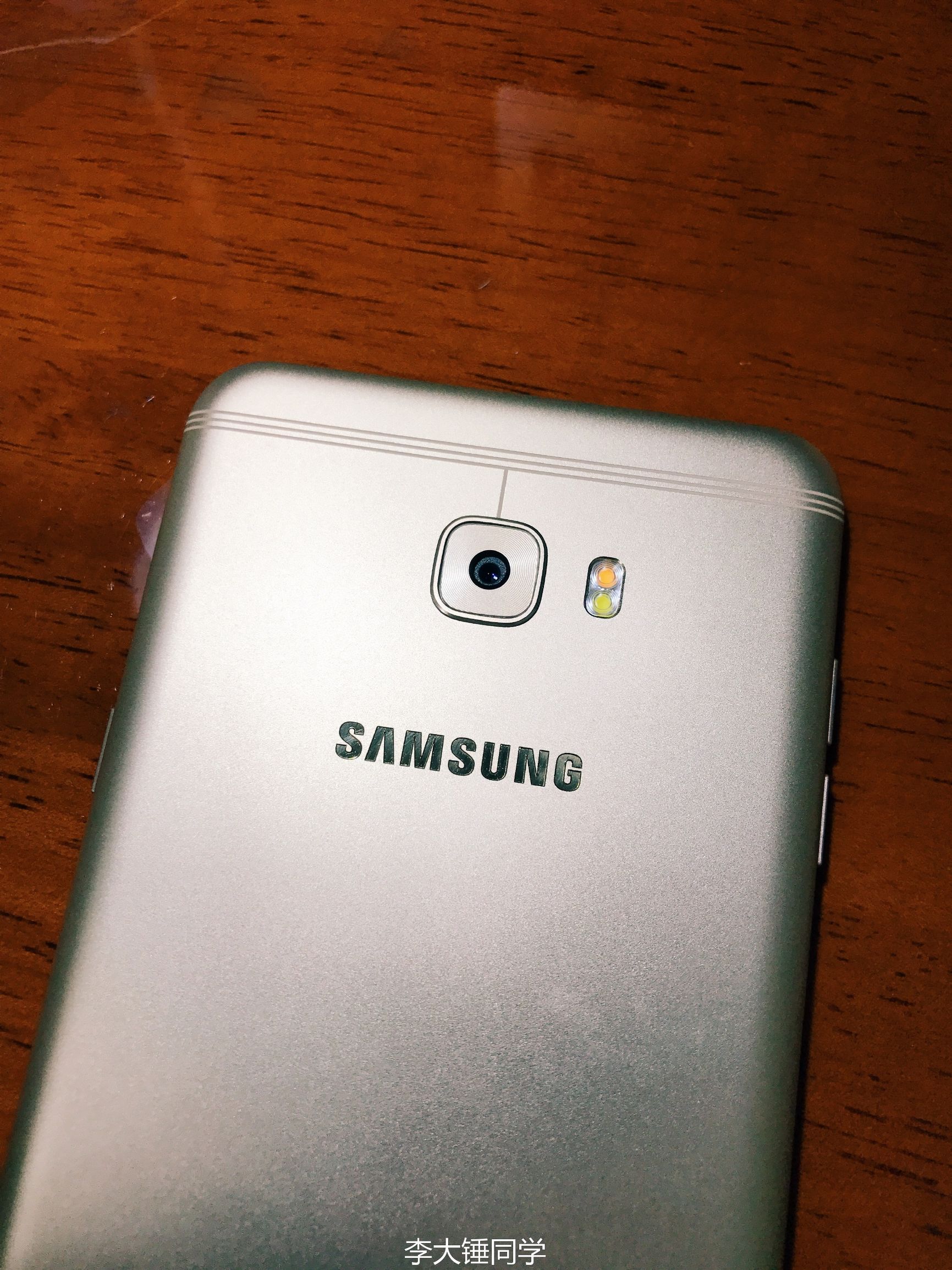 三星galaxys21+测评,三星galaxyc7缺点