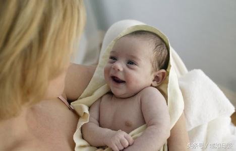 新生儿这四种现象很正常，父母无需过分惊慌