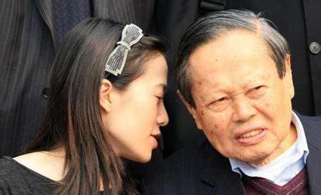 杨振宁和翁帆多大年龄结婚,翁帆嫁给杨振宁的年龄